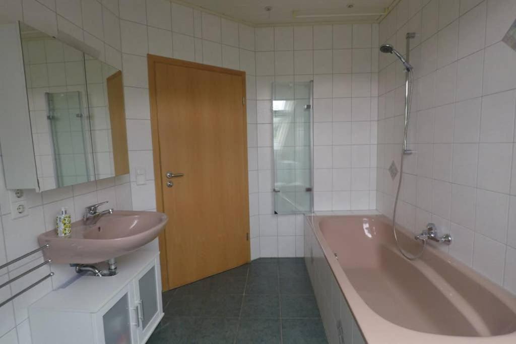 Apartment Leutkirch Offen Hell Hoch Schoene Aussicht Leutkirch im Allgau